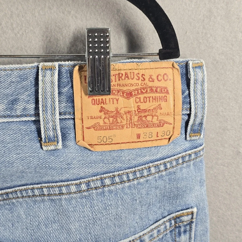 Vintage Levis 505 Jeans Mens 38x30 Denim Blue‎ Regular Fit Straight Leg Y2K